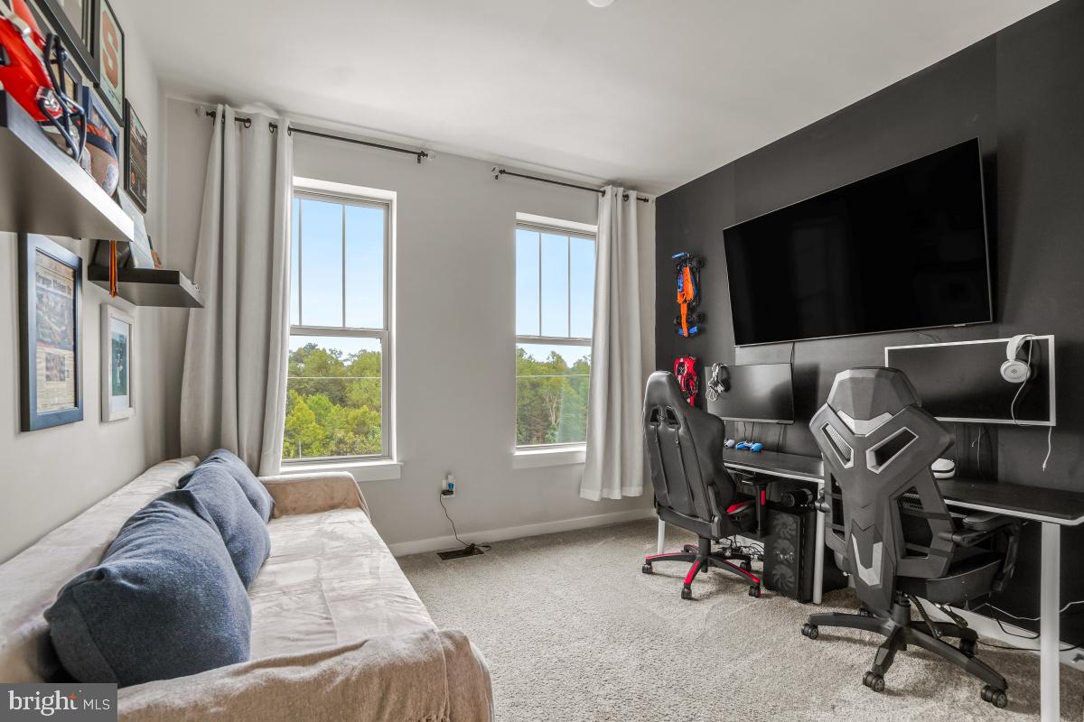 408-B PULLMAN PL, MANASSAS PARK, Virginia 20111, 3 Bedrooms Bedrooms, ,2 BathroomsBathrooms,Residential,For sale,408-B PULLMAN PL,VAMP2003250 MLS # VAMP2003250