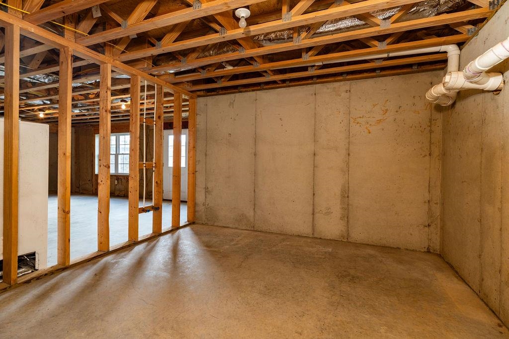 448 STUARTS DRAFT HWY, STAUNTON, Virginia 24401, 3 Bedrooms Bedrooms, ,2 BathroomsBathrooms,Residential,448 STUARTS DRAFT HWY,668141 MLS # 668141