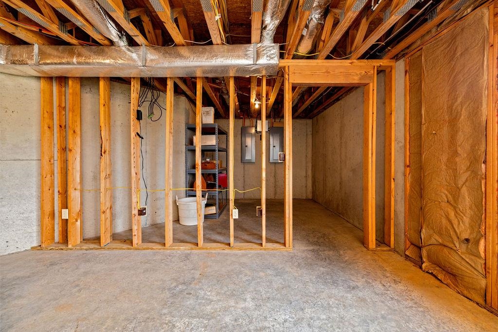 448 STUARTS DRAFT HWY, STAUNTON, Virginia 24401, 3 Bedrooms Bedrooms, ,2 BathroomsBathrooms,Residential,448 STUARTS DRAFT HWY,668141 MLS # 668141