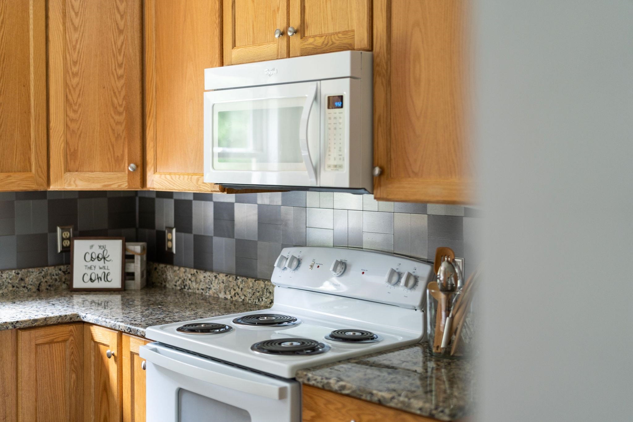 5264 COLD SPRINGS RD, RAPHINE, Virginia 24472, 3 Bedrooms Bedrooms, ,1 BathroomBathrooms,Residential,5264 COLD SPRINGS RD,668142 MLS # 668142