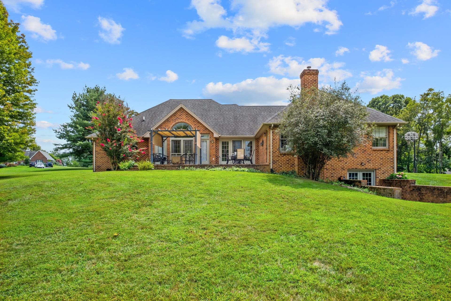 1856 B SPRING HILL RD, STAUNTON, Virginia 24401, 3 Bedrooms Bedrooms, ,2 BathroomsBathrooms,Residential,1856 B SPRING HILL RD,668143 MLS # 668143