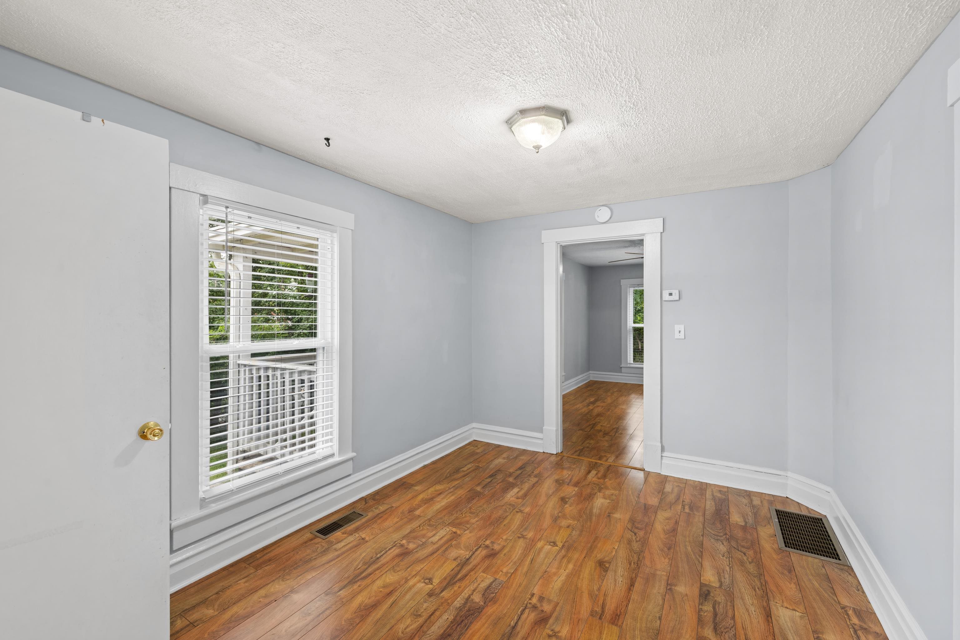 1315 CHURCHVILLE AVE, STAUNTON, Virginia 24401, 2 Bedrooms Bedrooms, ,1 BathroomBathrooms,Residential,1315 CHURCHVILLE AVE,668144 MLS # 668144