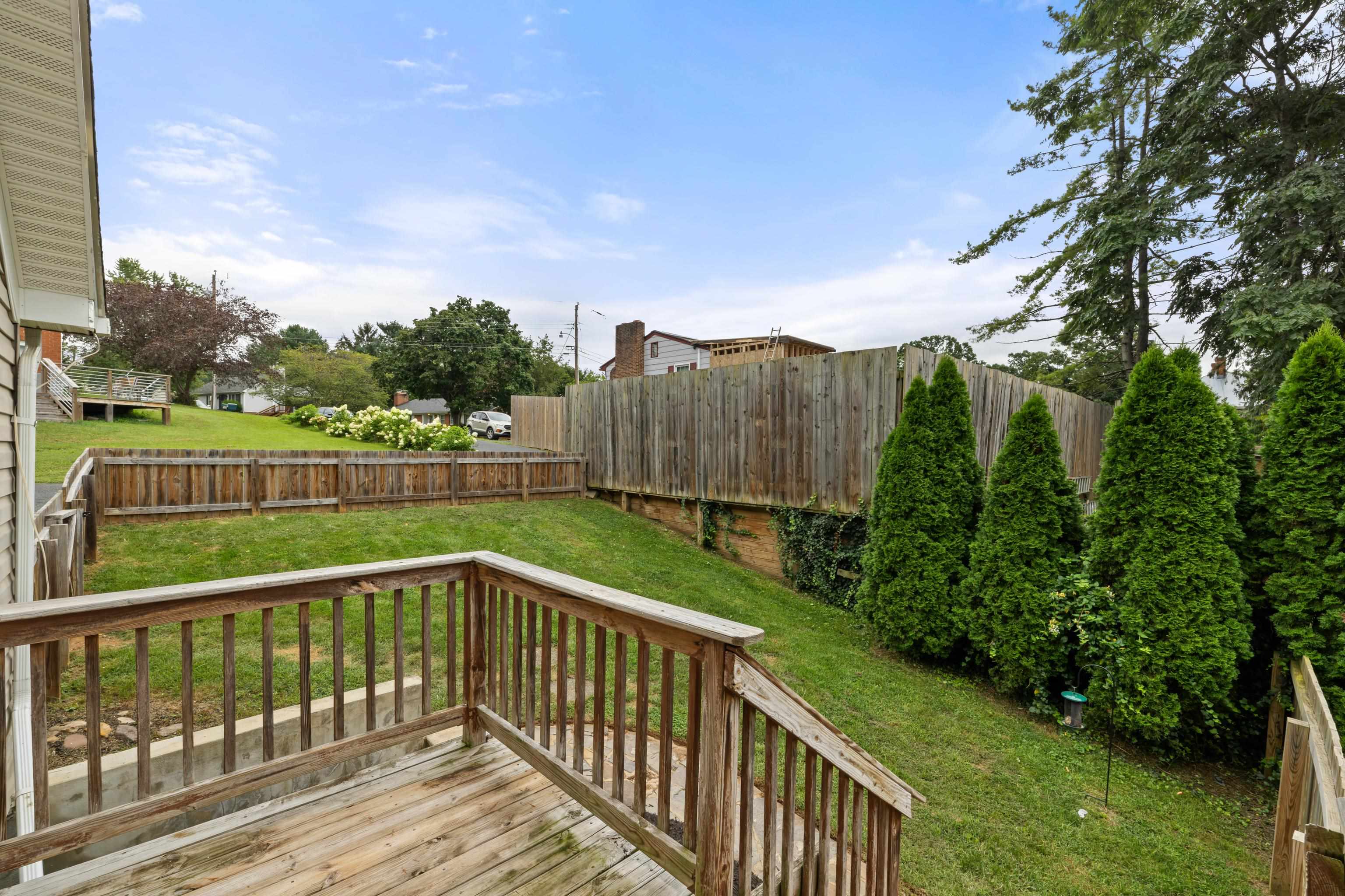 1315 CHURCHVILLE AVE, STAUNTON, Virginia 24401, 2 Bedrooms Bedrooms, ,1 BathroomBathrooms,Residential,1315 CHURCHVILLE AVE,668144 MLS # 668144