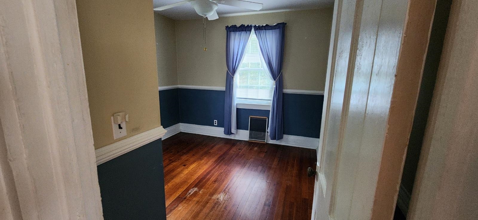 1838 VINSON ST, STAUNTON, Virginia 24401, 2 Bedrooms Bedrooms, ,1 BathroomBathrooms,Residential,1838 Vinson Street Staunton, VA 24401,1838 VINSON ST,668149 MLS # 668149