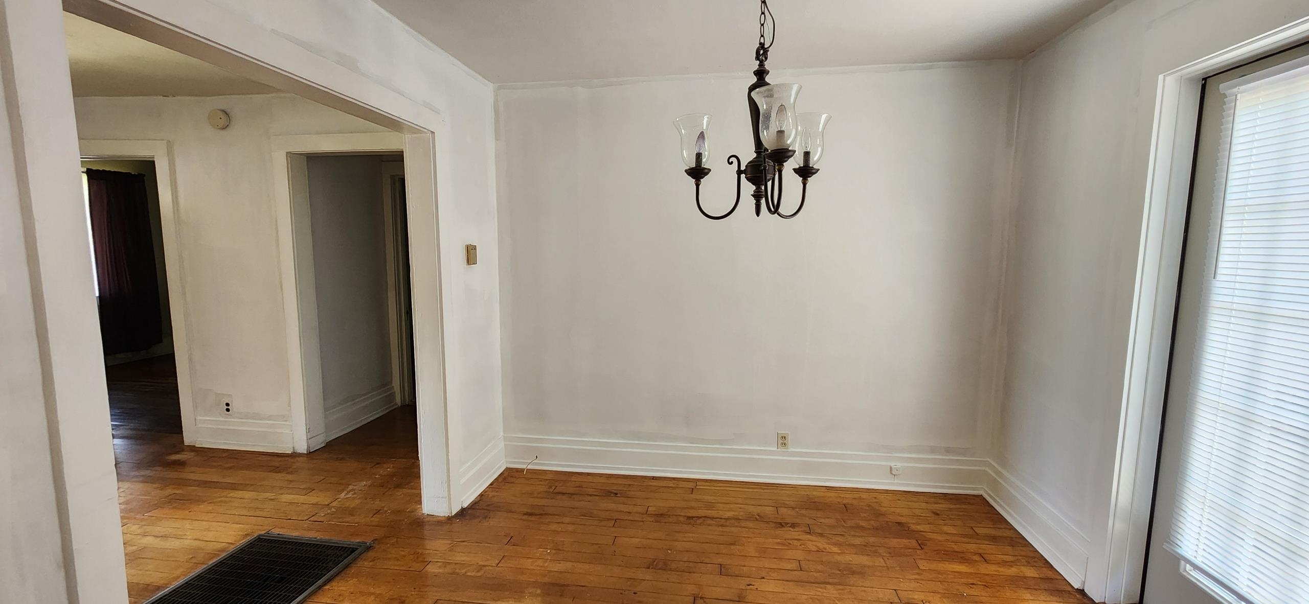 1838 VINSON ST, STAUNTON, Virginia 24401, 2 Bedrooms Bedrooms, ,1 BathroomBathrooms,Residential,1838 Vinson Street Staunton, VA 24401,1838 VINSON ST,668149 MLS # 668149