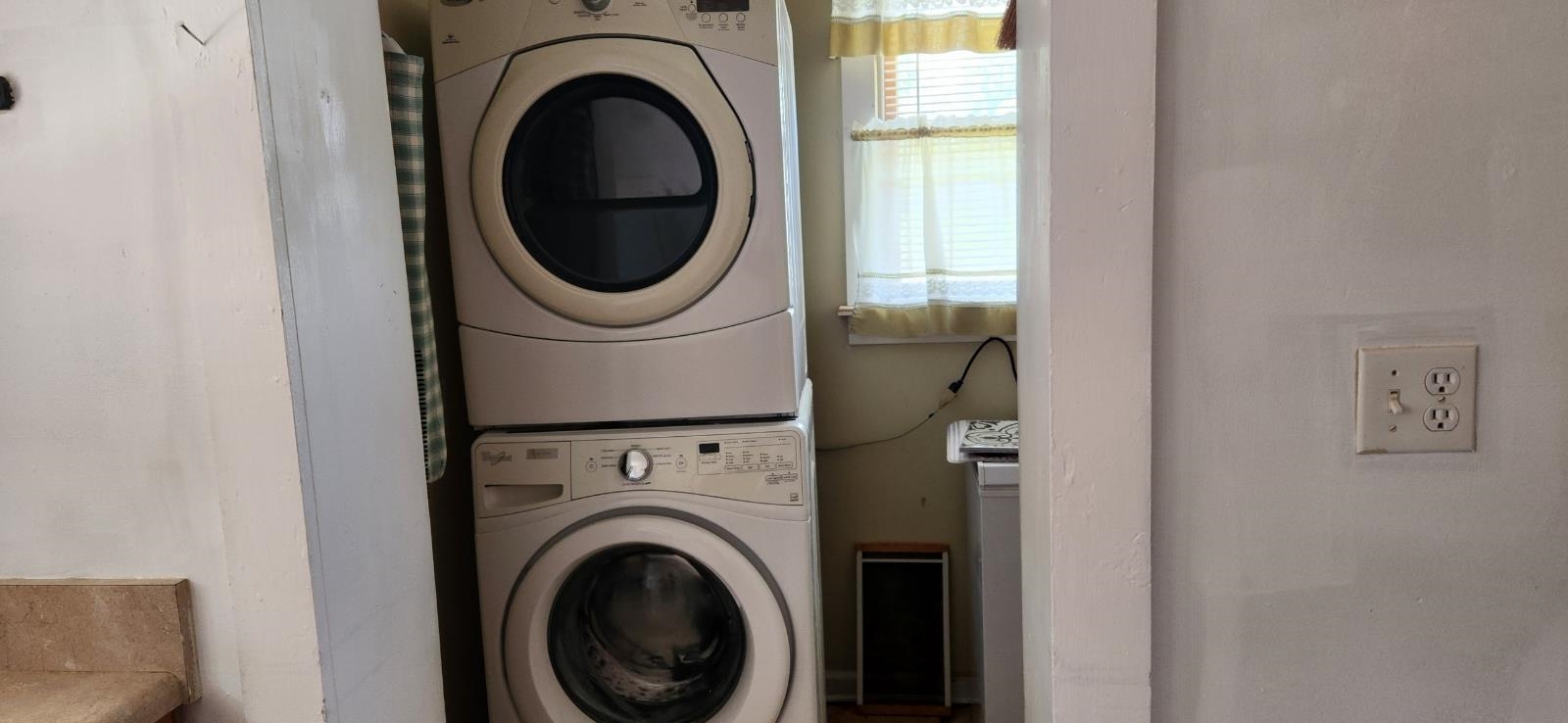 1838 VINSON ST, STAUNTON, Virginia 24401, 2 Bedrooms Bedrooms, ,1 BathroomBathrooms,Residential,1838 Vinson Street Staunton, VA 24401,1838 VINSON ST,668149 MLS # 668149
