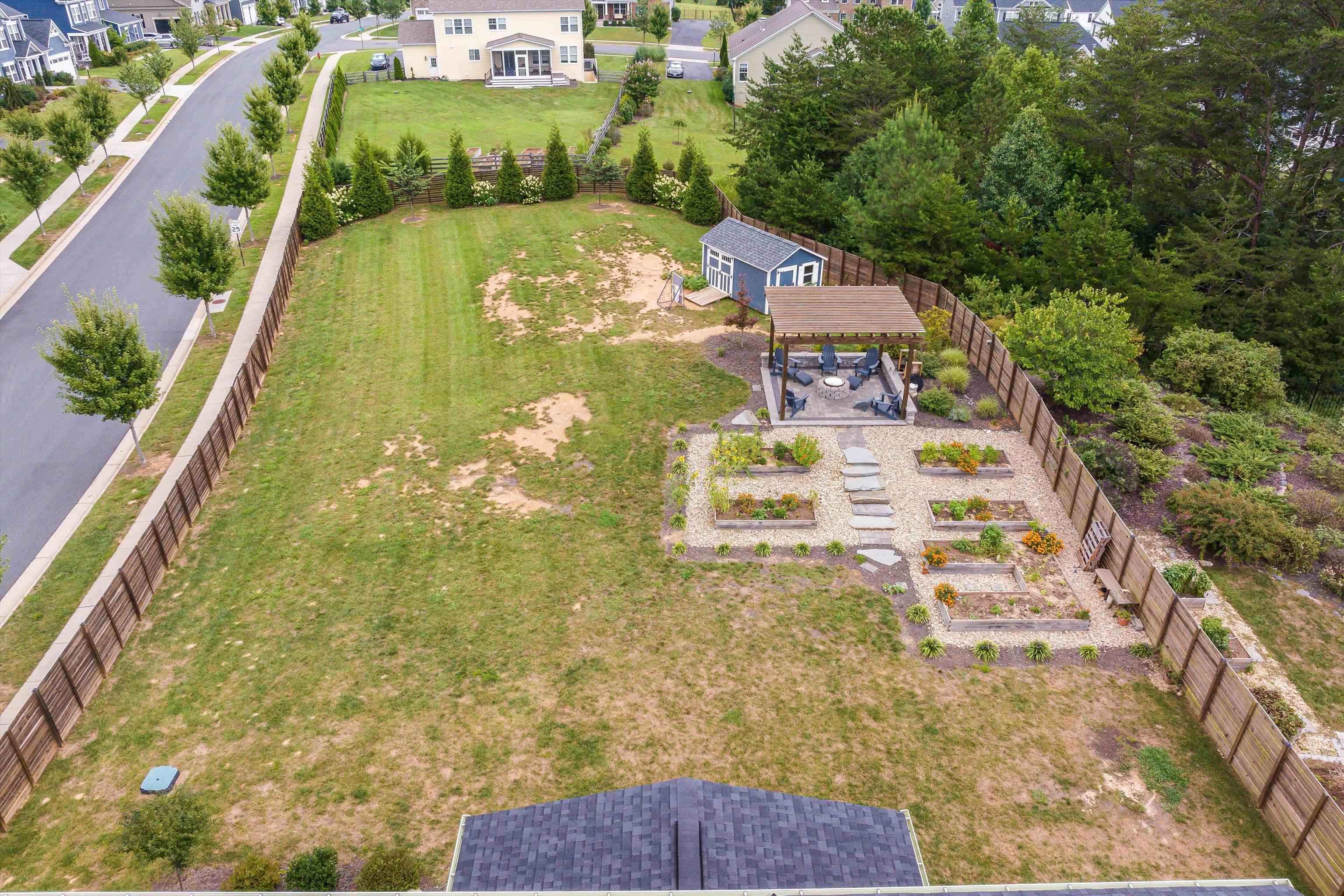621 JONNA ST, CROZET, Virginia 22932, 5 Bedrooms Bedrooms, ,4 BathroomsBathrooms,Residential,621 JONNA ST,668151 MLS # 668151