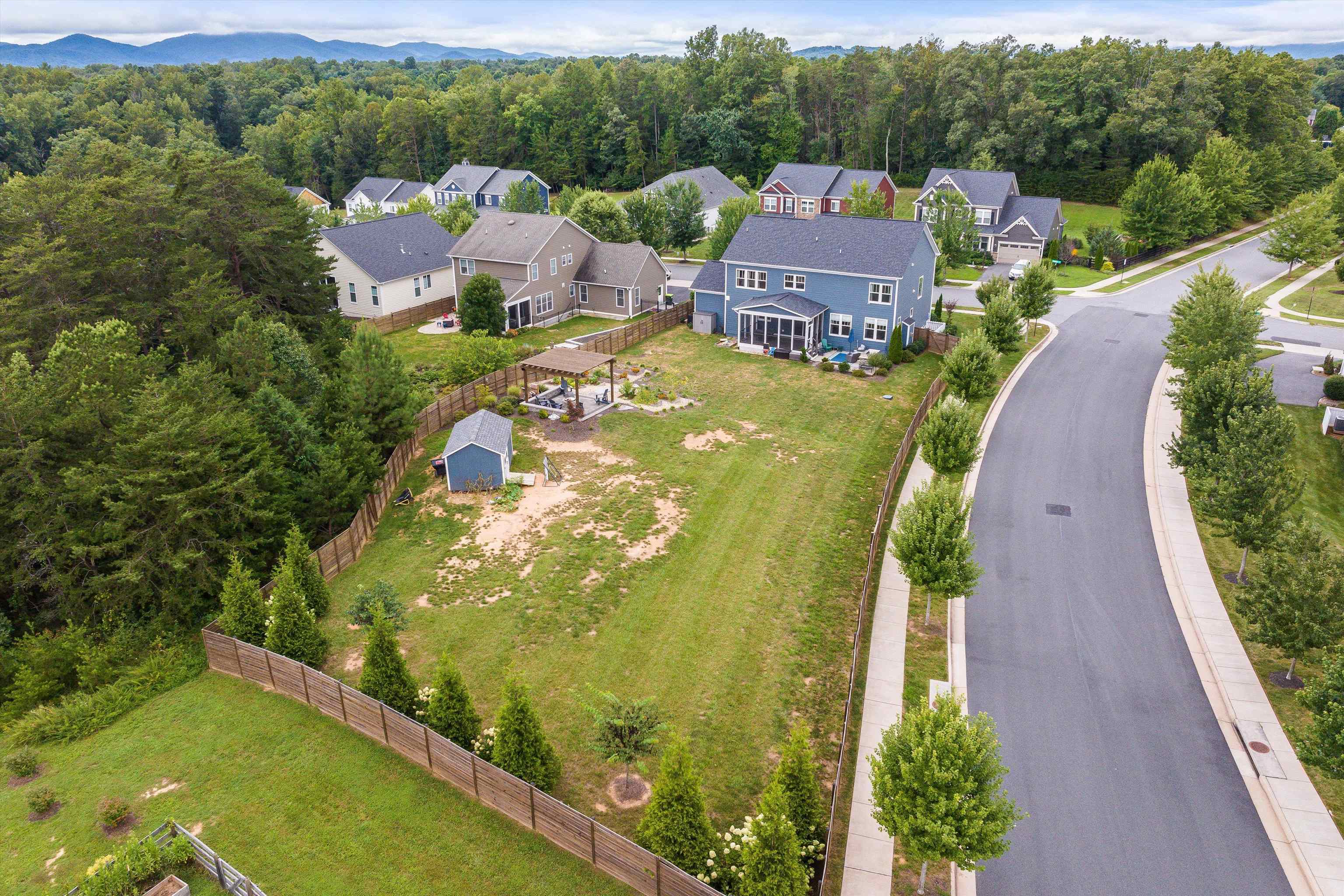 621 JONNA ST, CROZET, Virginia 22932, 5 Bedrooms Bedrooms, ,4 BathroomsBathrooms,Residential,621 JONNA ST,668151 MLS # 668151