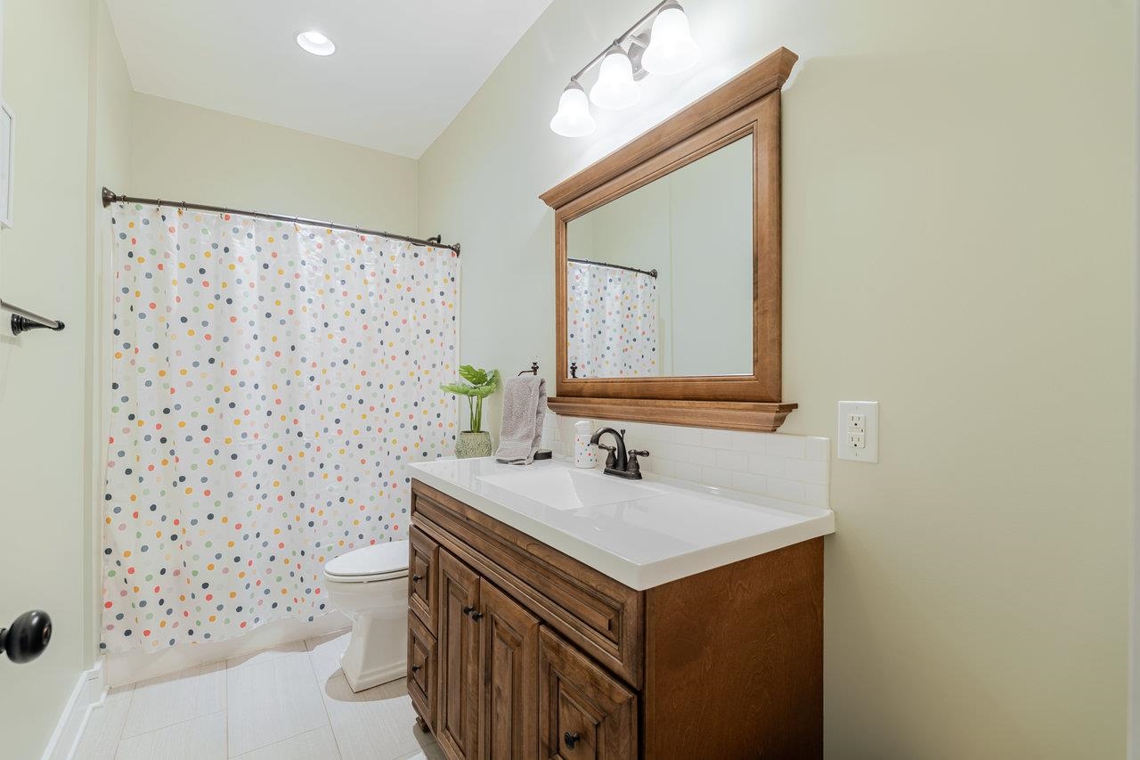 5633 NATASHA CT, ROCKINGHAM, Virginia 22802, 4 Bedrooms Bedrooms, ,3 BathroomsBathrooms,Residential,5633 NATASHA CT,668153 MLS # 668153