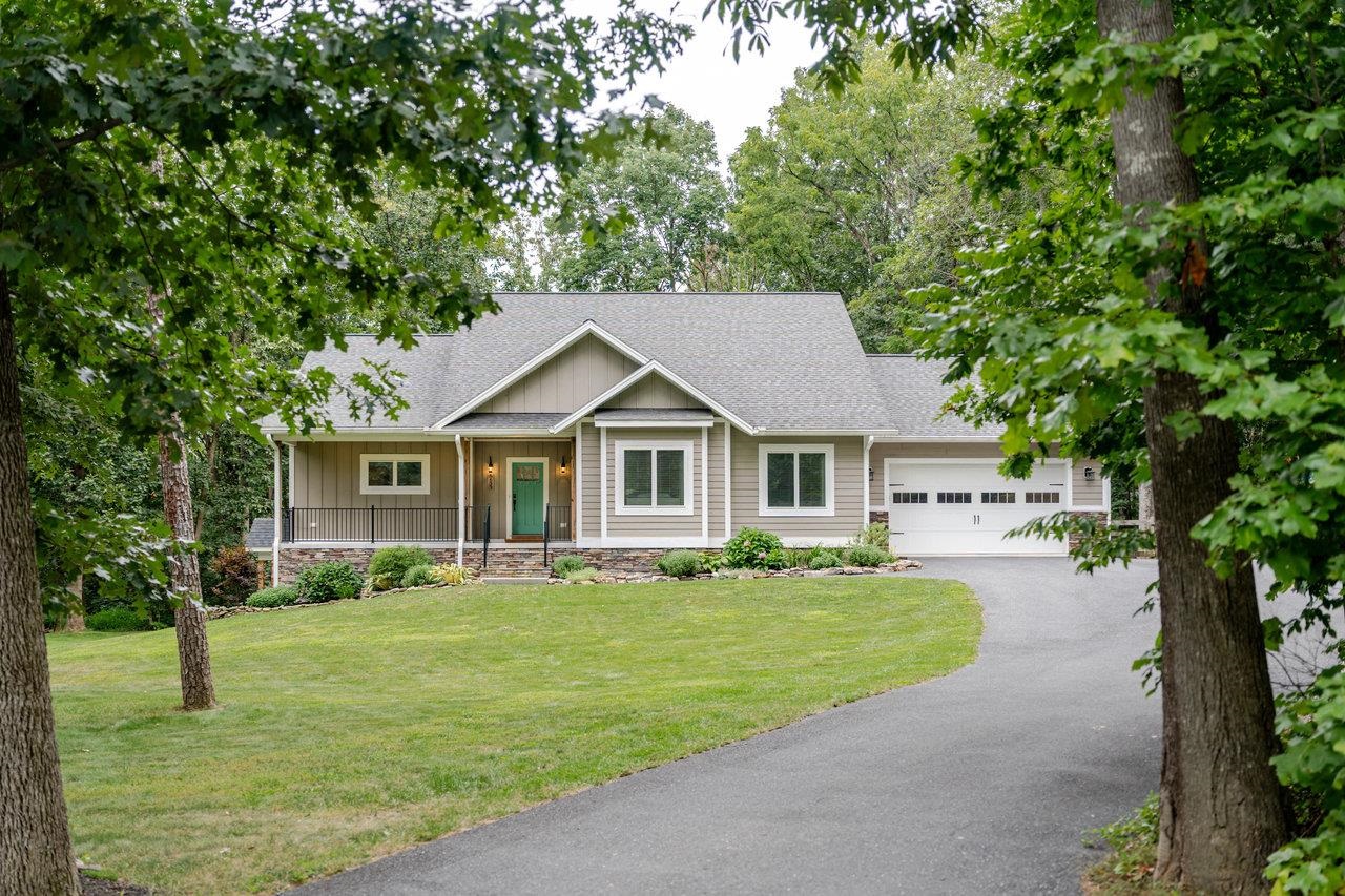 5633 NATASHA CT, ROCKINGHAM, Virginia 22802, 4 Bedrooms Bedrooms, ,3 BathroomsBathrooms,Residential,5633 NATASHA CT,668153 MLS # 668153