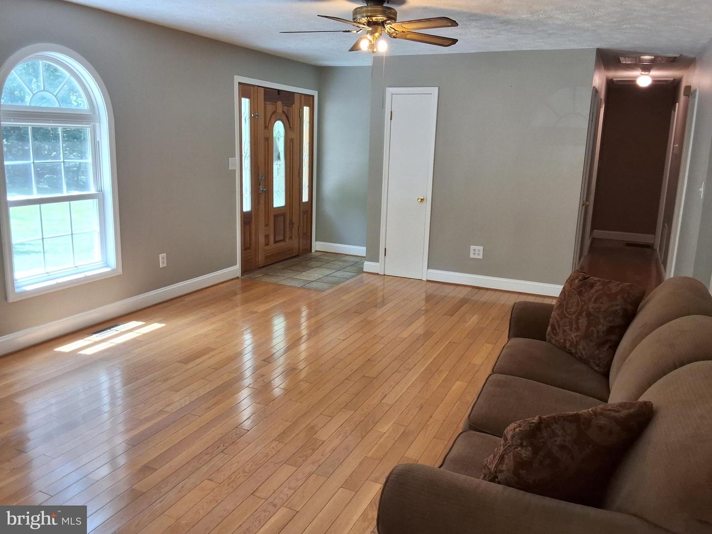 302 HIDDEN VIEW LN, FRONT ROYAL, Virginia 22630, 3 Bedrooms Bedrooms, ,3 BathroomsBathrooms,Residential,For sale,302 HIDDEN VIEW LN,VAWR2012040 MLS # VAWR2012040