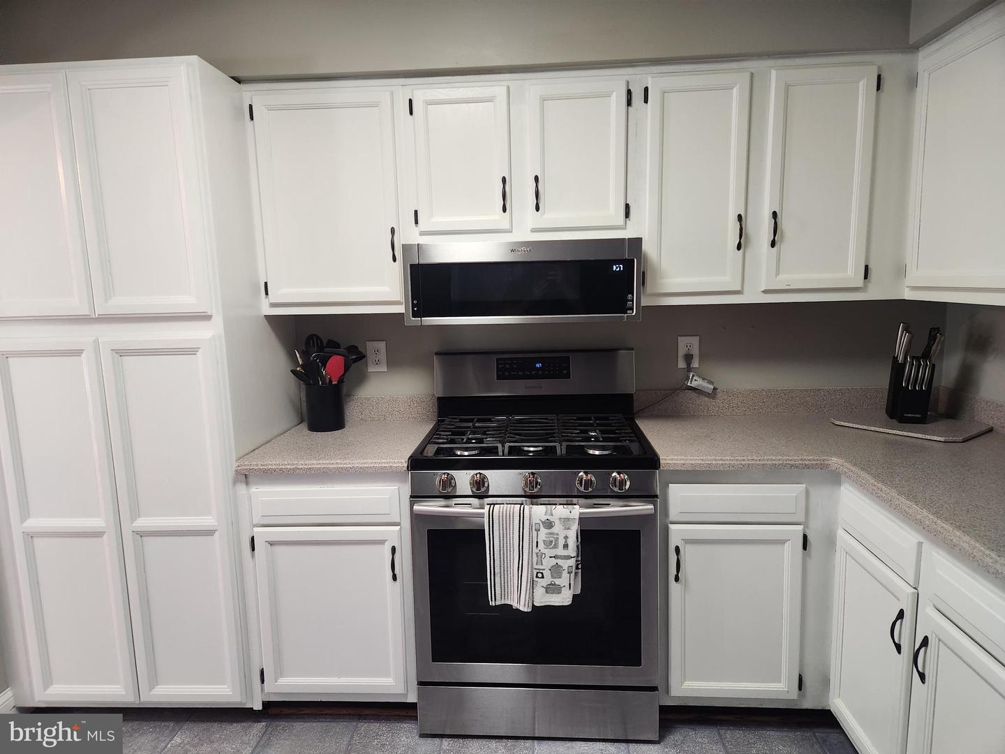 302 HIDDEN VIEW LN, FRONT ROYAL, Virginia 22630, 3 Bedrooms Bedrooms, ,3 BathroomsBathrooms,Residential,For sale,302 HIDDEN VIEW LN,VAWR2012040 MLS # VAWR2012040