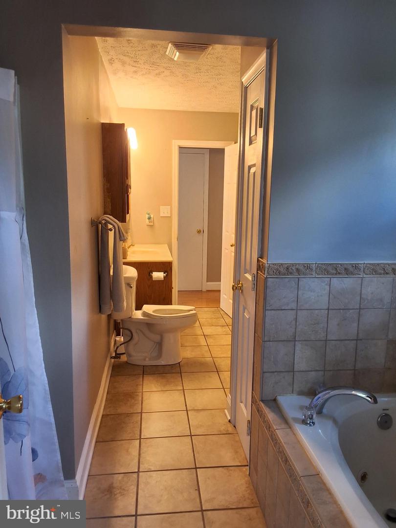 302 HIDDEN VIEW LN, FRONT ROYAL, Virginia 22630, 3 Bedrooms Bedrooms, ,3 BathroomsBathrooms,Residential,For sale,302 HIDDEN VIEW LN,VAWR2012040 MLS # VAWR2012040