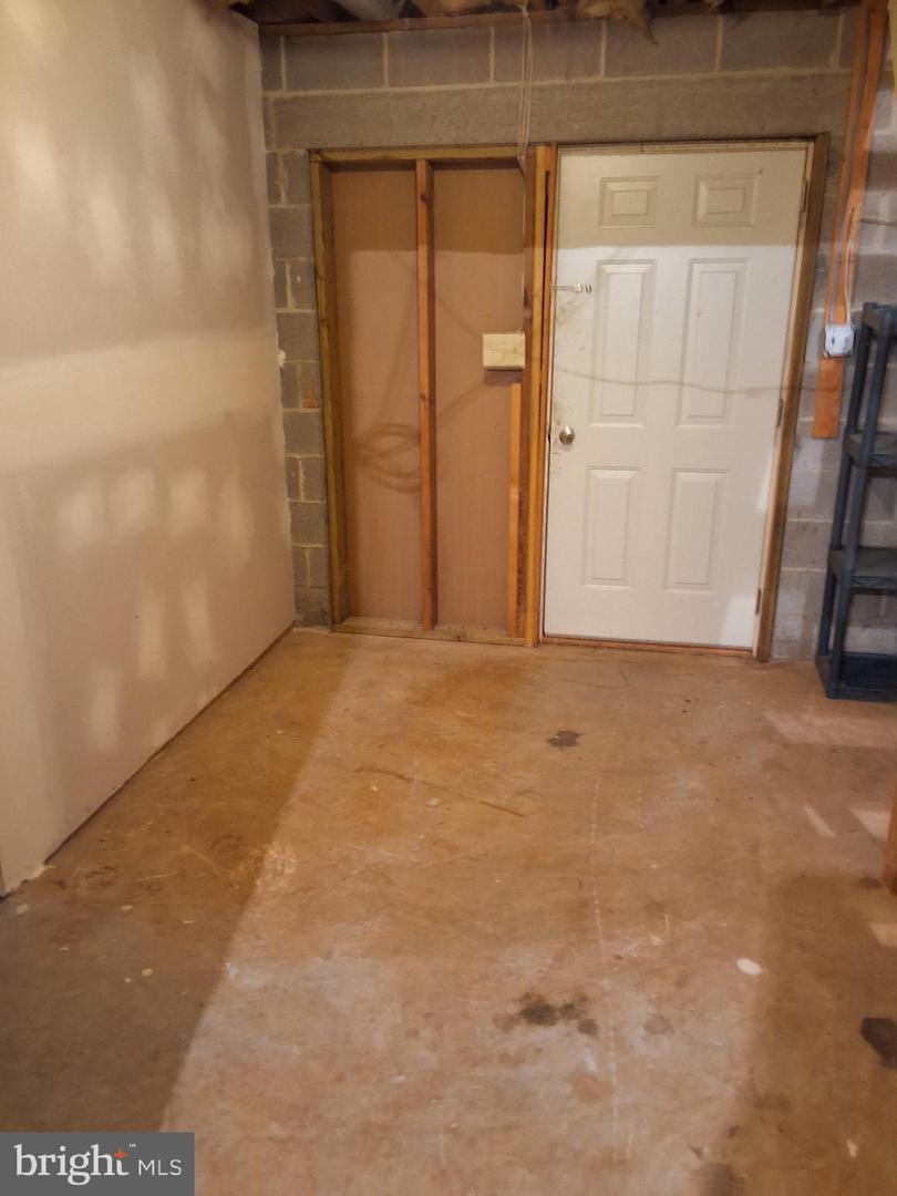 302 HIDDEN VIEW LN, FRONT ROYAL, Virginia 22630, 3 Bedrooms Bedrooms, ,3 BathroomsBathrooms,Residential,For sale,302 HIDDEN VIEW LN,VAWR2012040 MLS # VAWR2012040