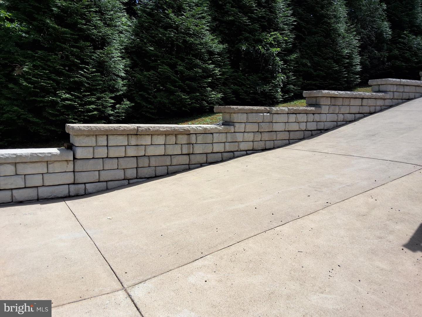 302 HIDDEN VIEW LN, FRONT ROYAL, Virginia 22630, 3 Bedrooms Bedrooms, ,3 BathroomsBathrooms,Residential,For sale,302 HIDDEN VIEW LN,VAWR2012040 MLS # VAWR2012040