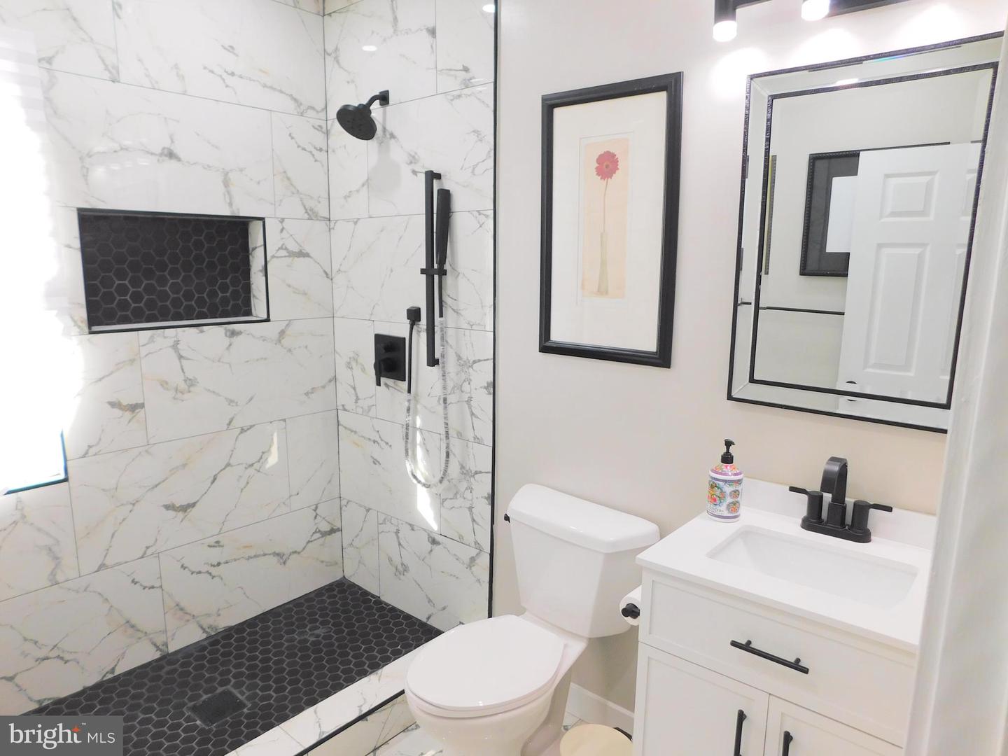 24 53RD PL SE, WASHINGTON, District Of Columbia 20019, 4 Bedrooms Bedrooms, ,2 BathroomsBathrooms,Residential,For sale,24 53RD PL SE,DCDC2216310 MLS # DCDC2216310