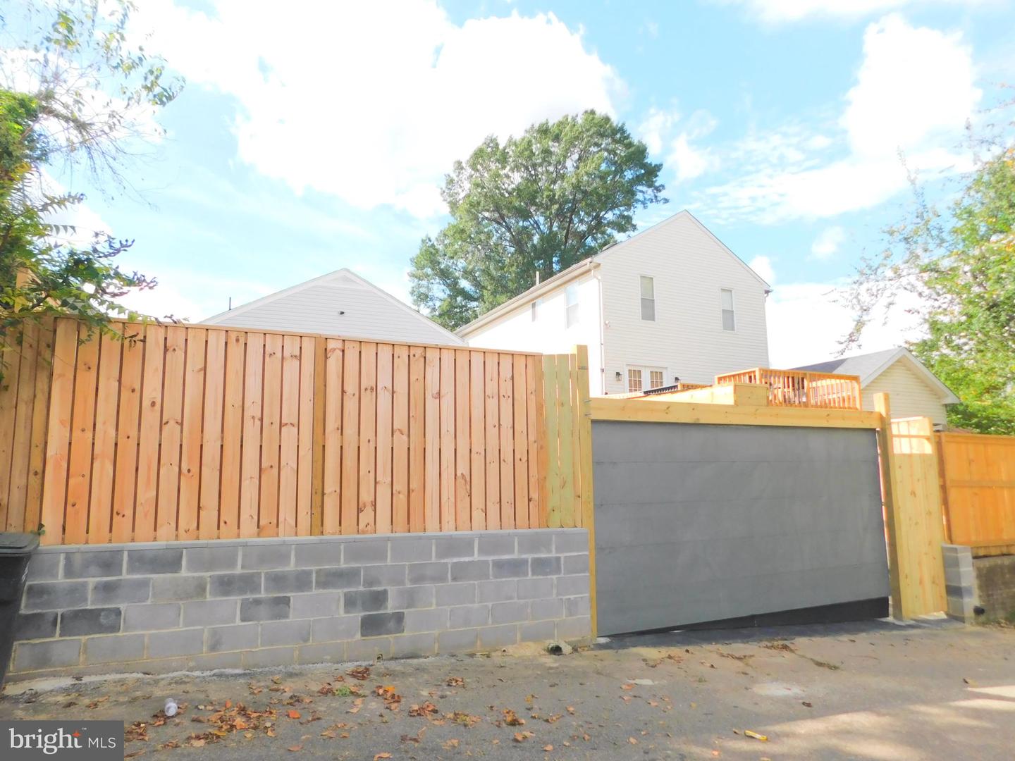 24 53RD PL SE, WASHINGTON, District Of Columbia 20019, 4 Bedrooms Bedrooms, ,2 BathroomsBathrooms,Residential,For sale,24 53RD PL SE,DCDC2216310 MLS # DCDC2216310