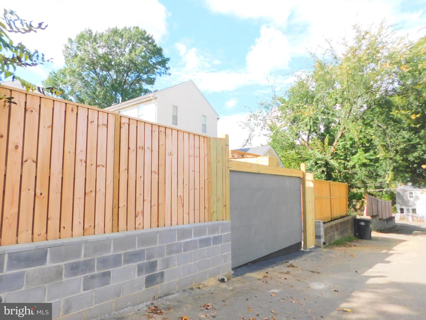 24 53RD PL SE, WASHINGTON, District Of Columbia 20019, 4 Bedrooms Bedrooms, ,2 BathroomsBathrooms,Residential,For sale,24 53RD PL SE,DCDC2216310 MLS # DCDC2216310