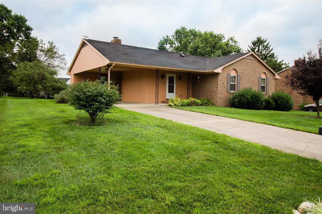1065 BOBWHITE PL, HARRISONBURG, Virginia 22802, 3 Bedrooms Bedrooms, ,2 BathroomsBathrooms,Residential,For sale,1065 BOBWHITE PL,VAHC2000470 MLS # VAHC2000470