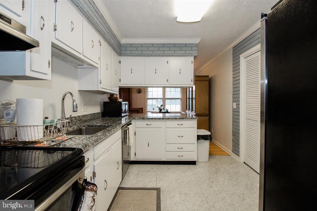 1065 BOBWHITE PL, HARRISONBURG, Virginia 22802, 3 Bedrooms Bedrooms, ,2 BathroomsBathrooms,Residential,For sale,1065 BOBWHITE PL,VAHC2000470 MLS # VAHC2000470