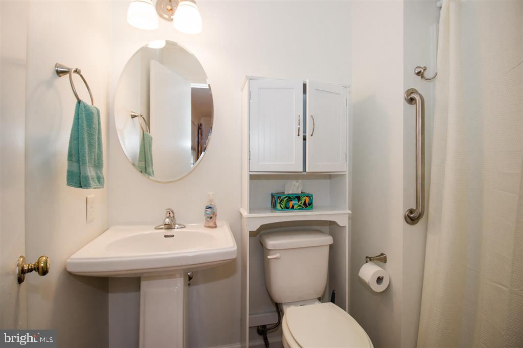 1065 BOBWHITE PL, HARRISONBURG, Virginia 22802, 3 Bedrooms Bedrooms, ,2 BathroomsBathrooms,Residential,For sale,1065 BOBWHITE PL,VAHC2000470 MLS # VAHC2000470