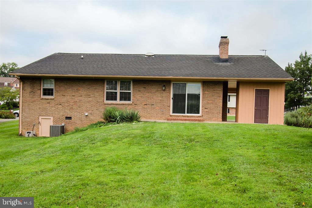 1065 BOBWHITE PL, HARRISONBURG, Virginia 22802, 3 Bedrooms Bedrooms, ,2 BathroomsBathrooms,Residential,For sale,1065 BOBWHITE PL,VAHC2000470 MLS # VAHC2000470