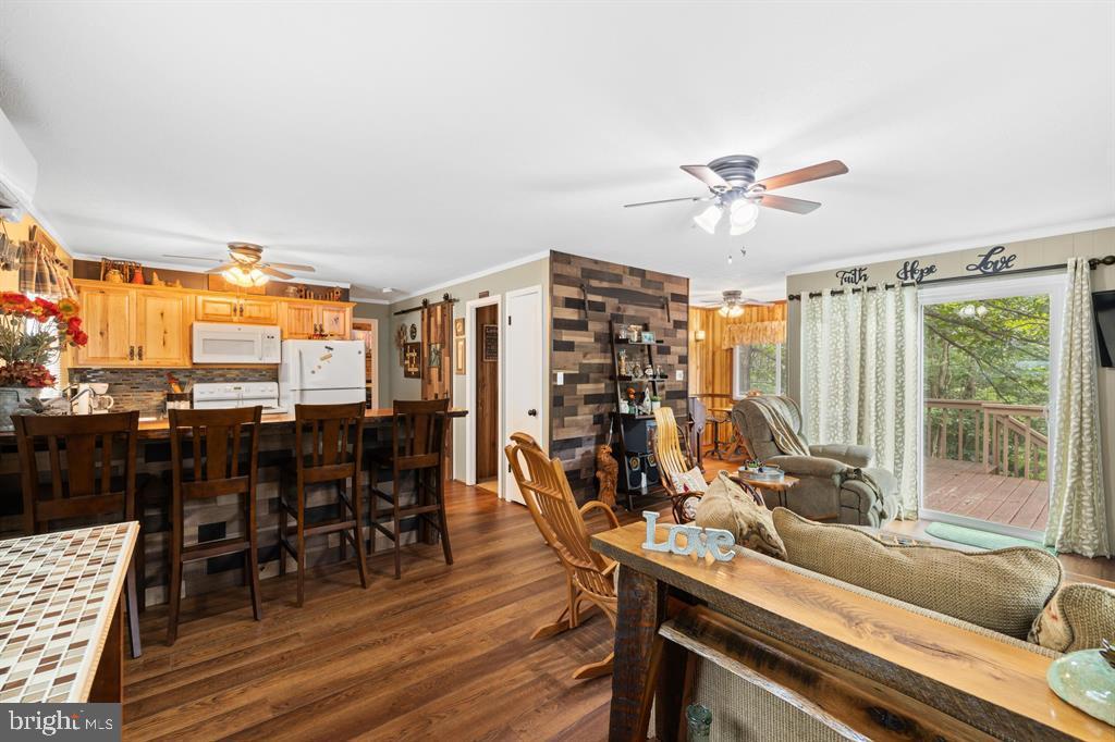 112 JUDD LN, MOUNT JACKSON, Virginia 22842, 2 Bedrooms Bedrooms, ,2 BathroomsBathrooms,Residential,For sale,112 JUDD LN,VASH2012306 MLS # VASH2012306