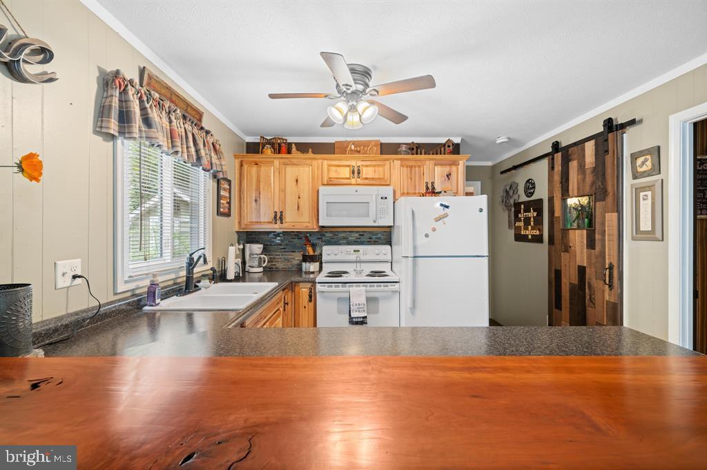 112 JUDD LN, MOUNT JACKSON, Virginia 22842, 2 Bedrooms Bedrooms, ,2 BathroomsBathrooms,Residential,For sale,112 JUDD LN,VASH2012306 MLS # VASH2012306