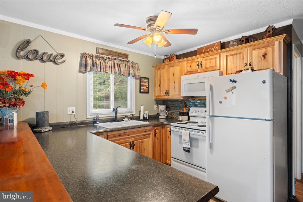 112 JUDD LN, MOUNT JACKSON, Virginia 22842, 2 Bedrooms Bedrooms, ,2 BathroomsBathrooms,Residential,For sale,112 JUDD LN,VASH2012306 MLS # VASH2012306