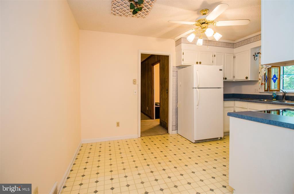 16 TAMELA CT, HARRISONBURG, Virginia 22801, 3 Bedrooms Bedrooms, ,2 BathroomsBathrooms,Residential,For sale,16 TAMELA CT,VAHC2000472 MLS # VAHC2000472