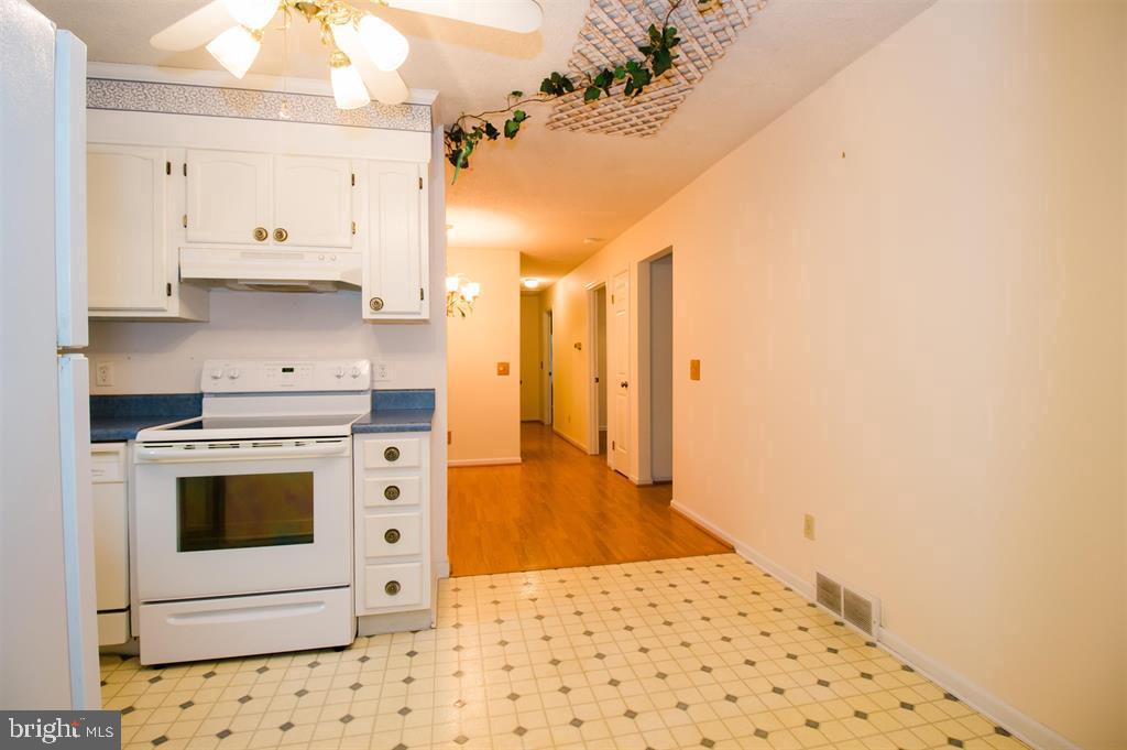 16 TAMELA CT, HARRISONBURG, Virginia 22801, 3 Bedrooms Bedrooms, ,2 BathroomsBathrooms,Residential,For sale,16 TAMELA CT,VAHC2000472 MLS # VAHC2000472