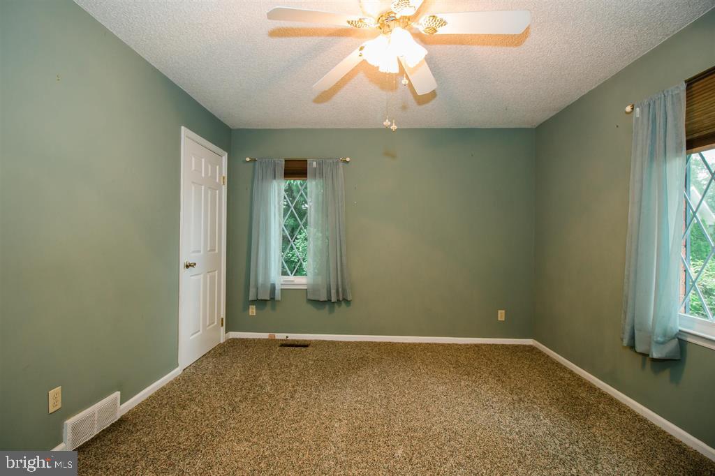 16 TAMELA CT, HARRISONBURG, Virginia 22801, 3 Bedrooms Bedrooms, ,2 BathroomsBathrooms,Residential,For sale,16 TAMELA CT,VAHC2000472 MLS # VAHC2000472