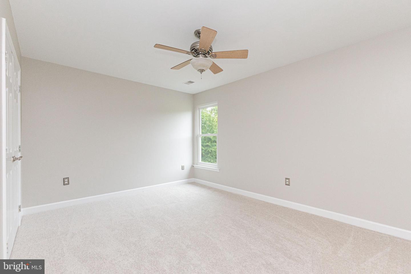 18 IRONWOOD RD, FREDERICKSBURG, Virginia 22405, 5 Bedrooms Bedrooms, ,4 BathroomsBathrooms,Residential,For sale,18 IRONWOOD RD,VAST2042062 MLS # VAST2042062