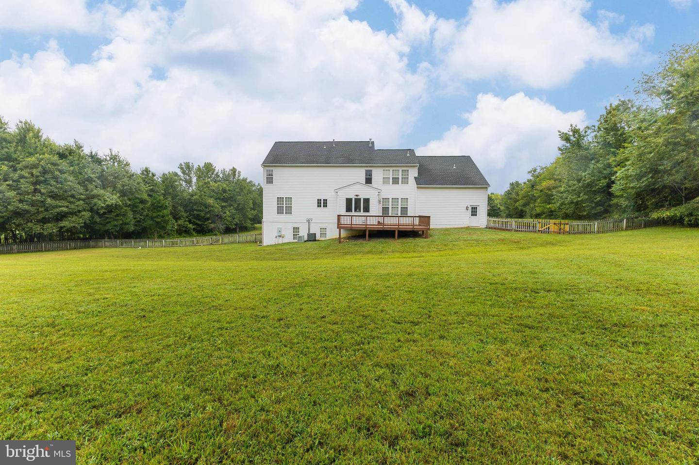 18 IRONWOOD RD, FREDERICKSBURG, Virginia 22405, 5 Bedrooms Bedrooms, ,4 BathroomsBathrooms,Residential,For sale,18 IRONWOOD RD,VAST2042062 MLS # VAST2042062