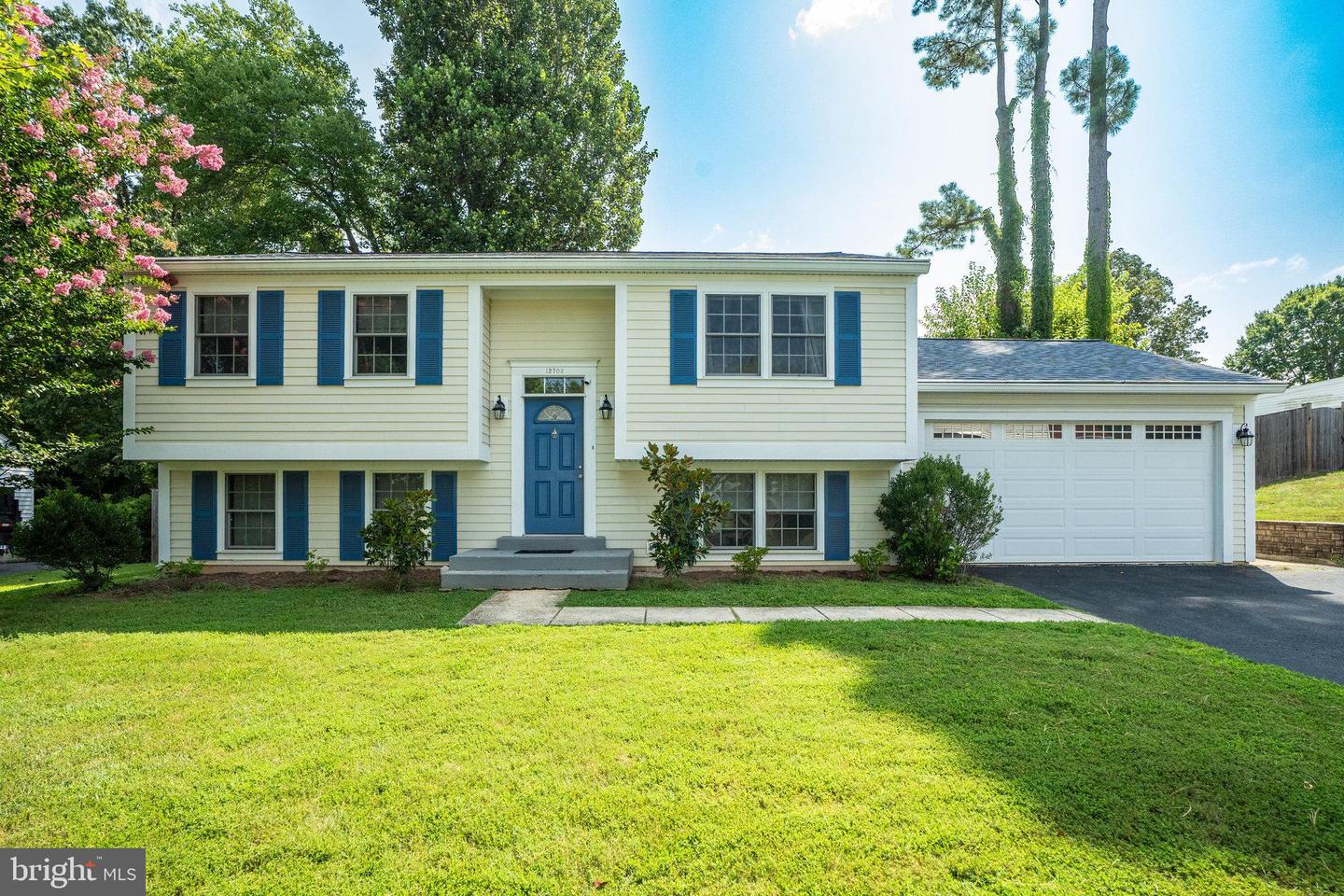12703 CARLSBAD CT, HERNDON, Virginia 20171, 4 Bedrooms Bedrooms, ,2 BathroomsBathrooms,Residential,For sale,12703 CARLSBAD CT,VAFX2262880 MLS # VAFX2262880