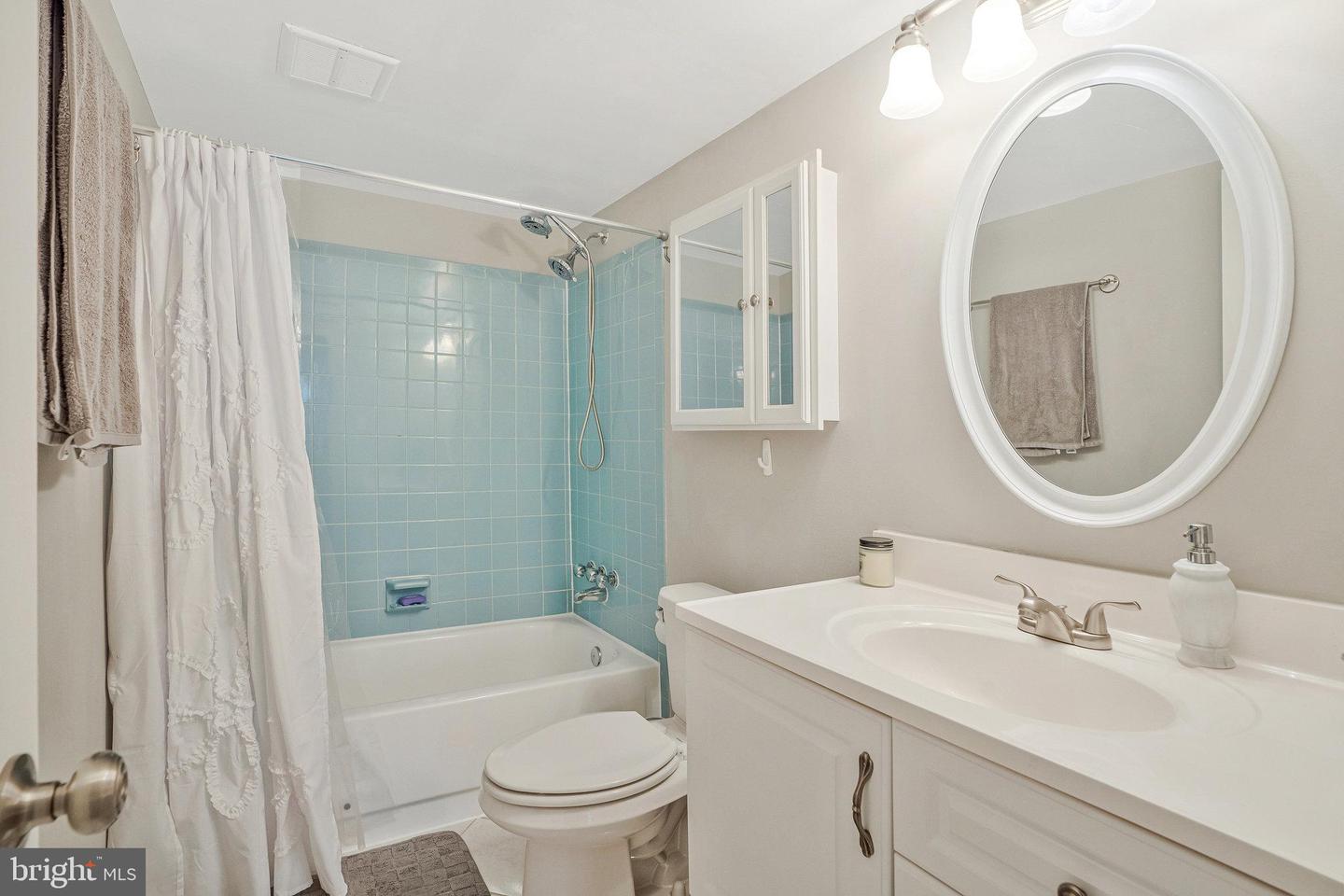 12703 CARLSBAD CT, HERNDON, Virginia 20171, 4 Bedrooms Bedrooms, ,2 BathroomsBathrooms,Residential,For sale,12703 CARLSBAD CT,VAFX2262880 MLS # VAFX2262880