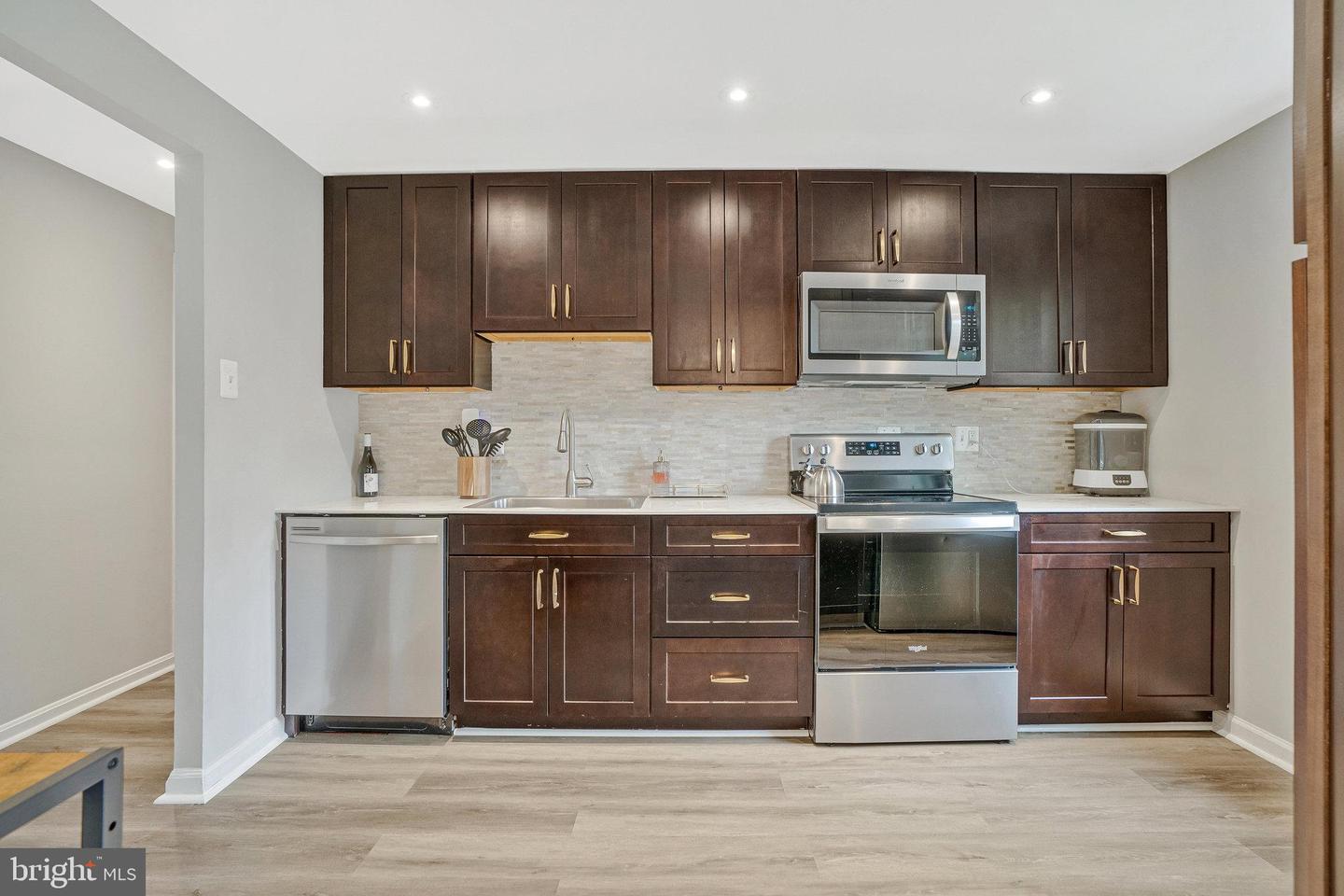 12703 CARLSBAD CT, HERNDON, Virginia 20171, 4 Bedrooms Bedrooms, ,2 BathroomsBathrooms,Residential,For sale,12703 CARLSBAD CT,VAFX2262880 MLS # VAFX2262880