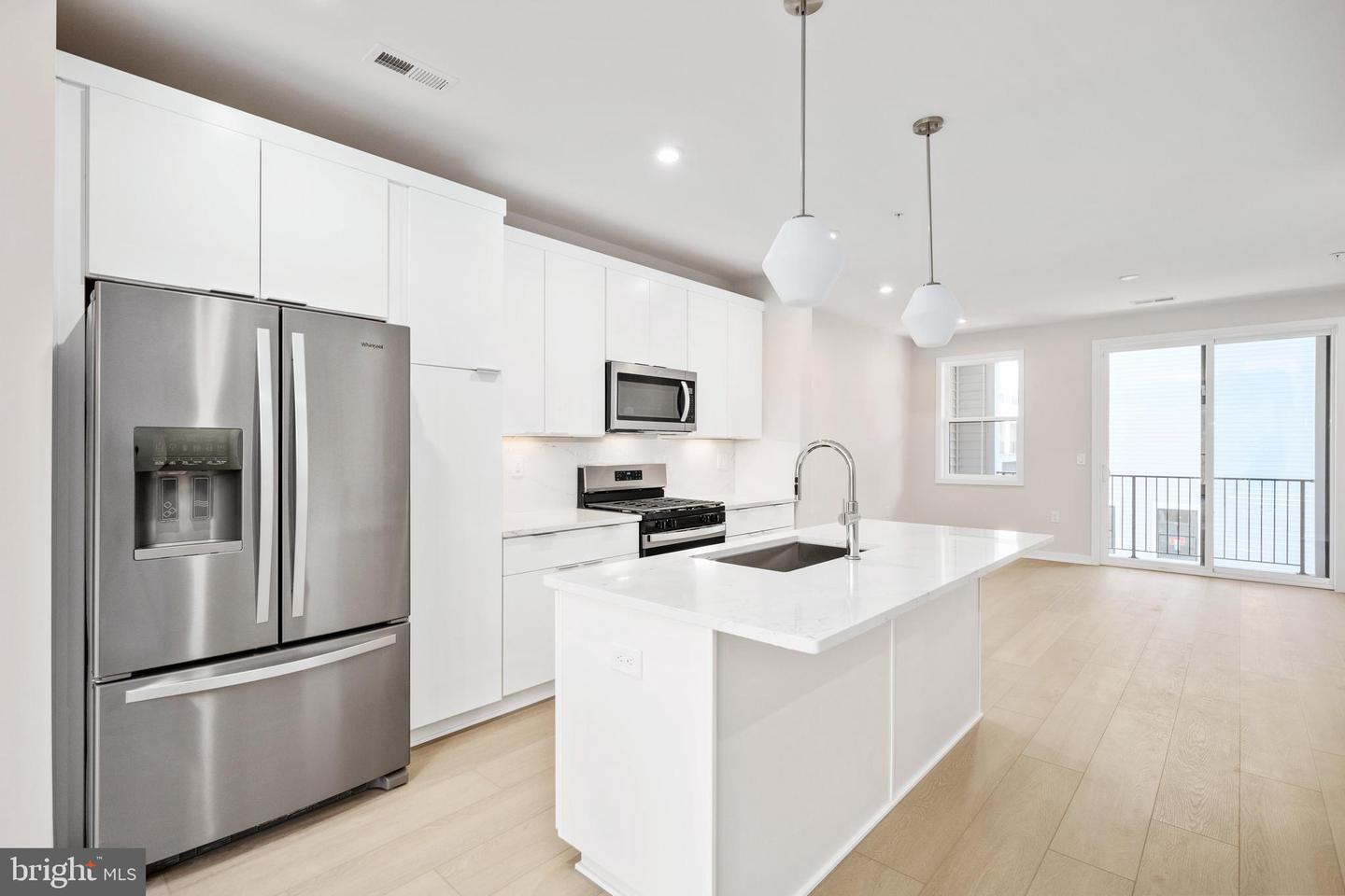 4768 SULLY POINT LN, CHANTILLY, Virginia 20151, 2 Bedrooms Bedrooms, ,2 BathroomsBathrooms,Residential,For sale,4768 SULLY POINT LN,VAFX2262886 MLS # VAFX2262886