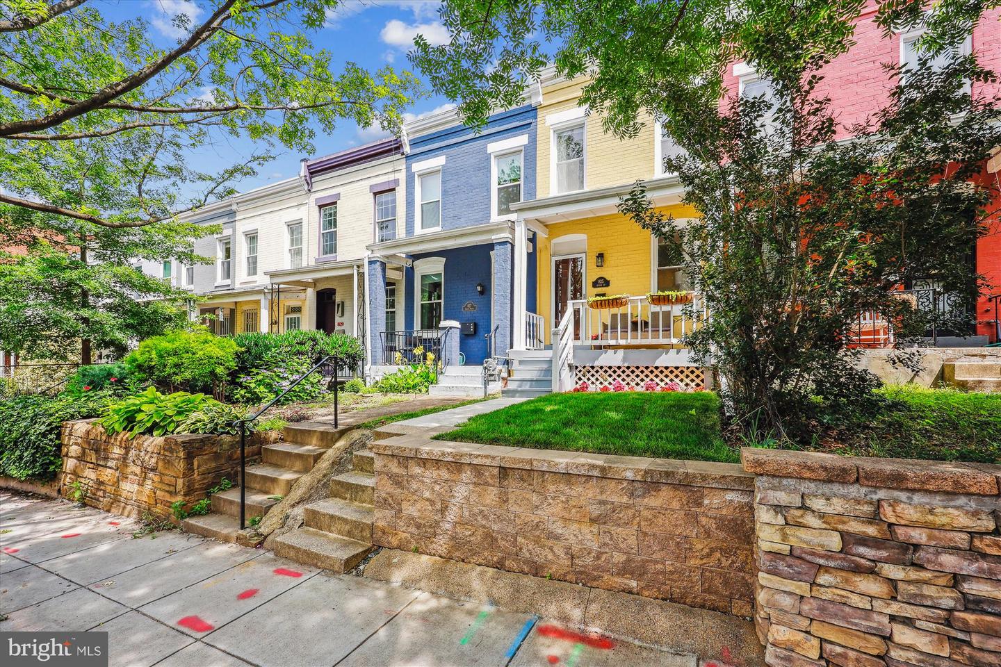 825 EUCLID ST NW, WASHINGTON, District Of Columbia 20001, 2 Bedrooms Bedrooms, ,2 BathroomsBathrooms,Residential,For sale,825 EUCLID ST NW,DCDC2204688 MLS # DCDC2204688
