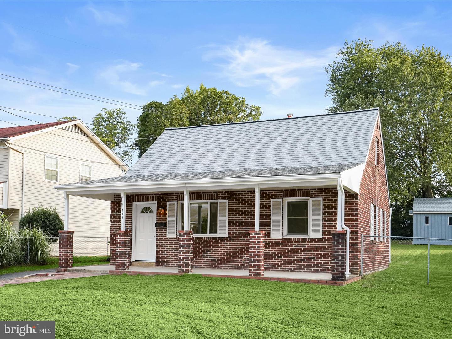 131 MARTIN DR, MANASSAS PARK, Virginia 20111, 3 Bedrooms Bedrooms, ,1 BathroomBathrooms,Residential,For sale,131 MARTIN DR,VAMP2003116 MLS # VAMP2003116