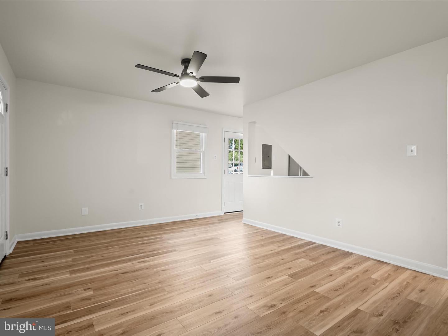 131 MARTIN DR, MANASSAS PARK, Virginia 20111, 3 Bedrooms Bedrooms, ,1 BathroomBathrooms,Residential,For sale,131 MARTIN DR,VAMP2003116 MLS # VAMP2003116