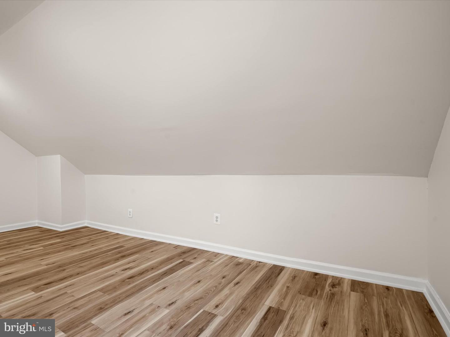 131 MARTIN DR, MANASSAS PARK, Virginia 20111, 3 Bedrooms Bedrooms, ,1 BathroomBathrooms,Residential,For sale,131 MARTIN DR,VAMP2003116 MLS # VAMP2003116