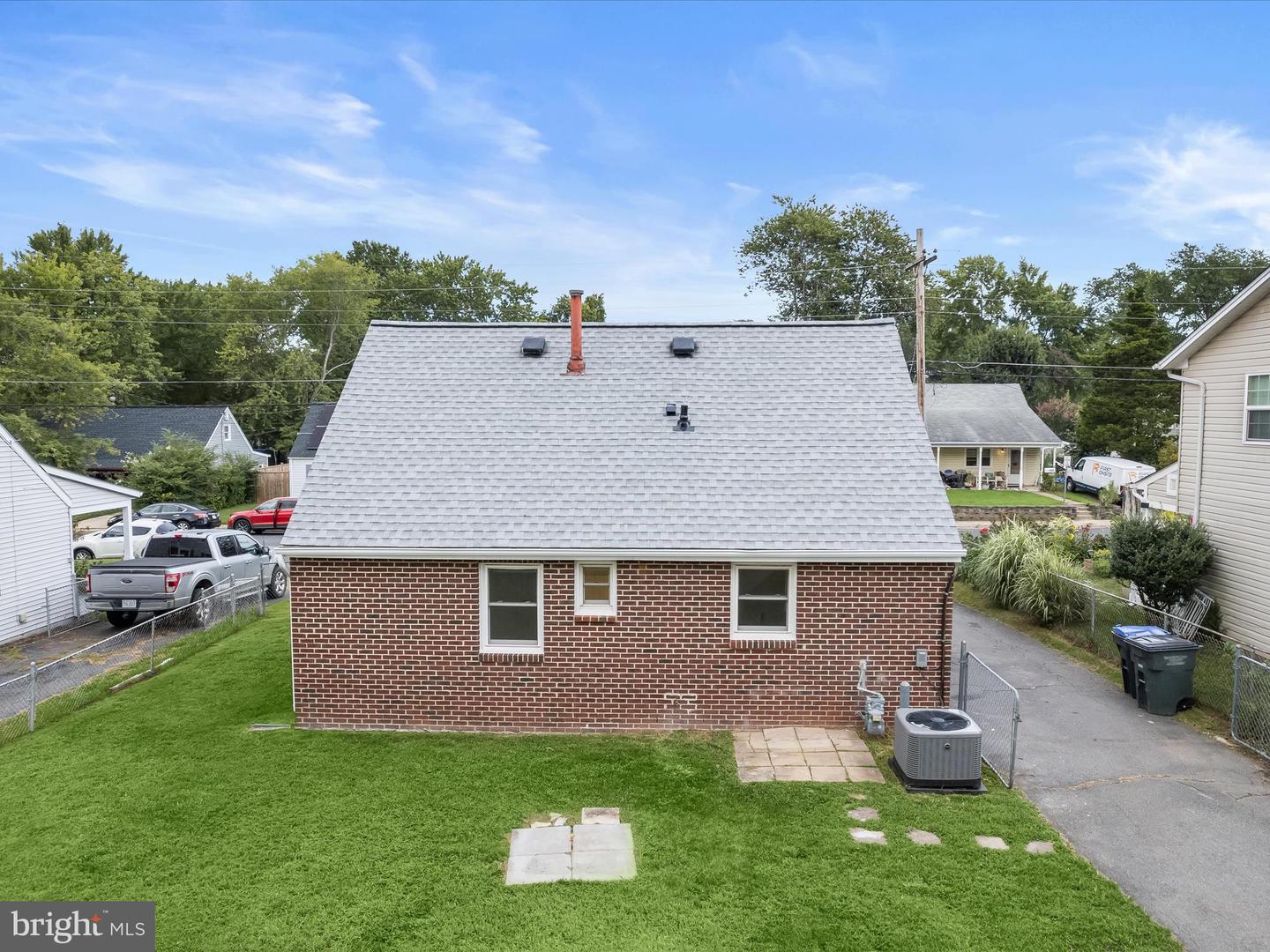 131 MARTIN DR, MANASSAS PARK, Virginia 20111, 3 Bedrooms Bedrooms, ,1 BathroomBathrooms,Residential,For sale,131 MARTIN DR,VAMP2003116 MLS # VAMP2003116