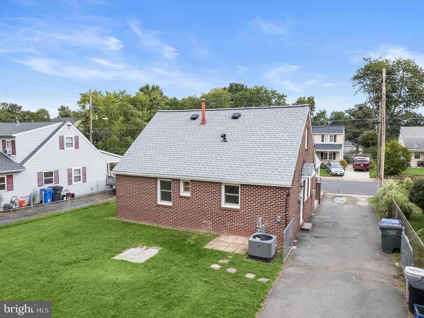 131 MARTIN DR, MANASSAS PARK, Virginia 20111, 3 Bedrooms Bedrooms, ,1 BathroomBathrooms,Residential,For sale,131 MARTIN DR,VAMP2003116 MLS # VAMP2003116