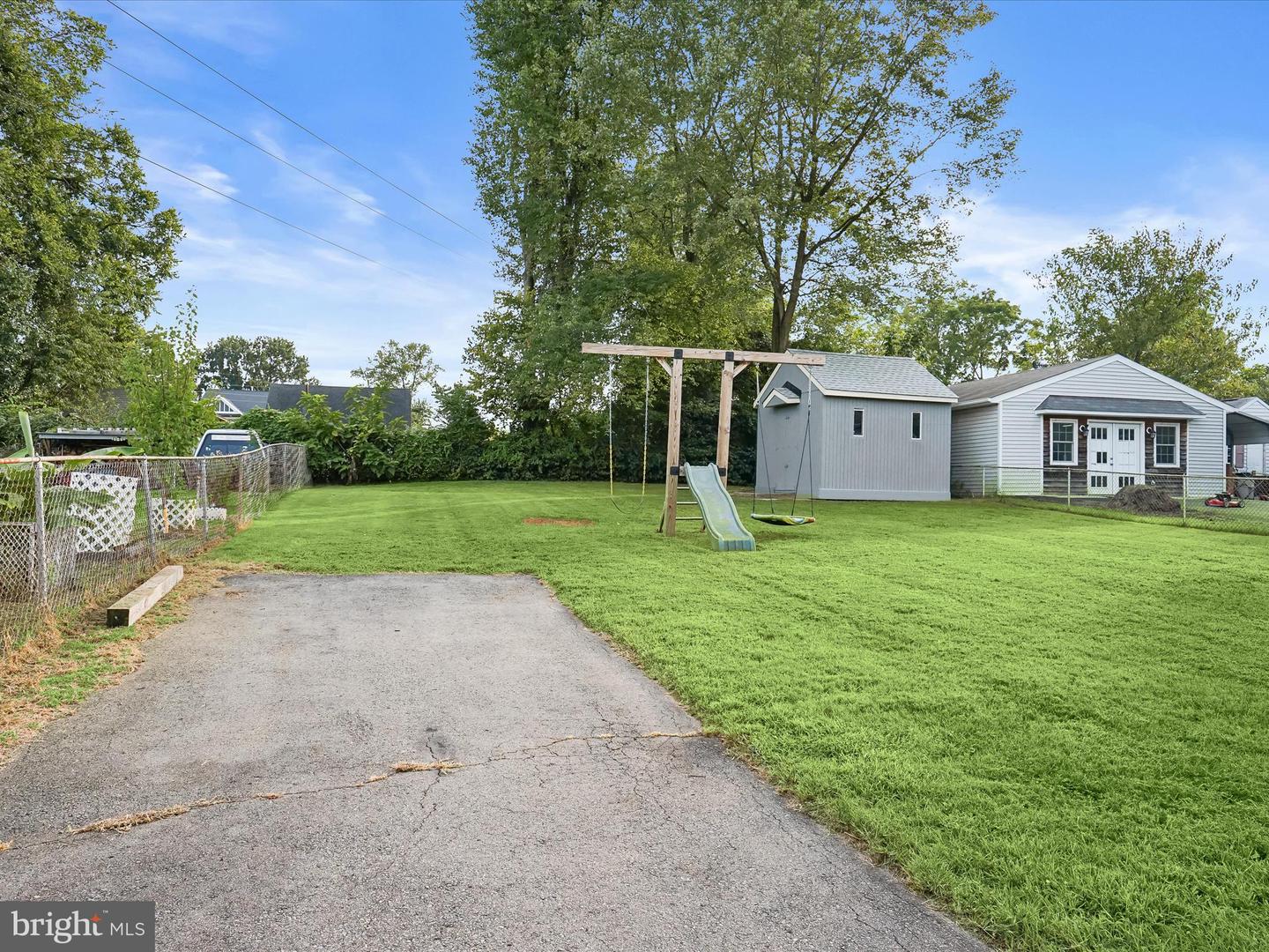 131 MARTIN DR, MANASSAS PARK, Virginia 20111, 3 Bedrooms Bedrooms, ,1 BathroomBathrooms,Residential,For sale,131 MARTIN DR,VAMP2003116 MLS # VAMP2003116