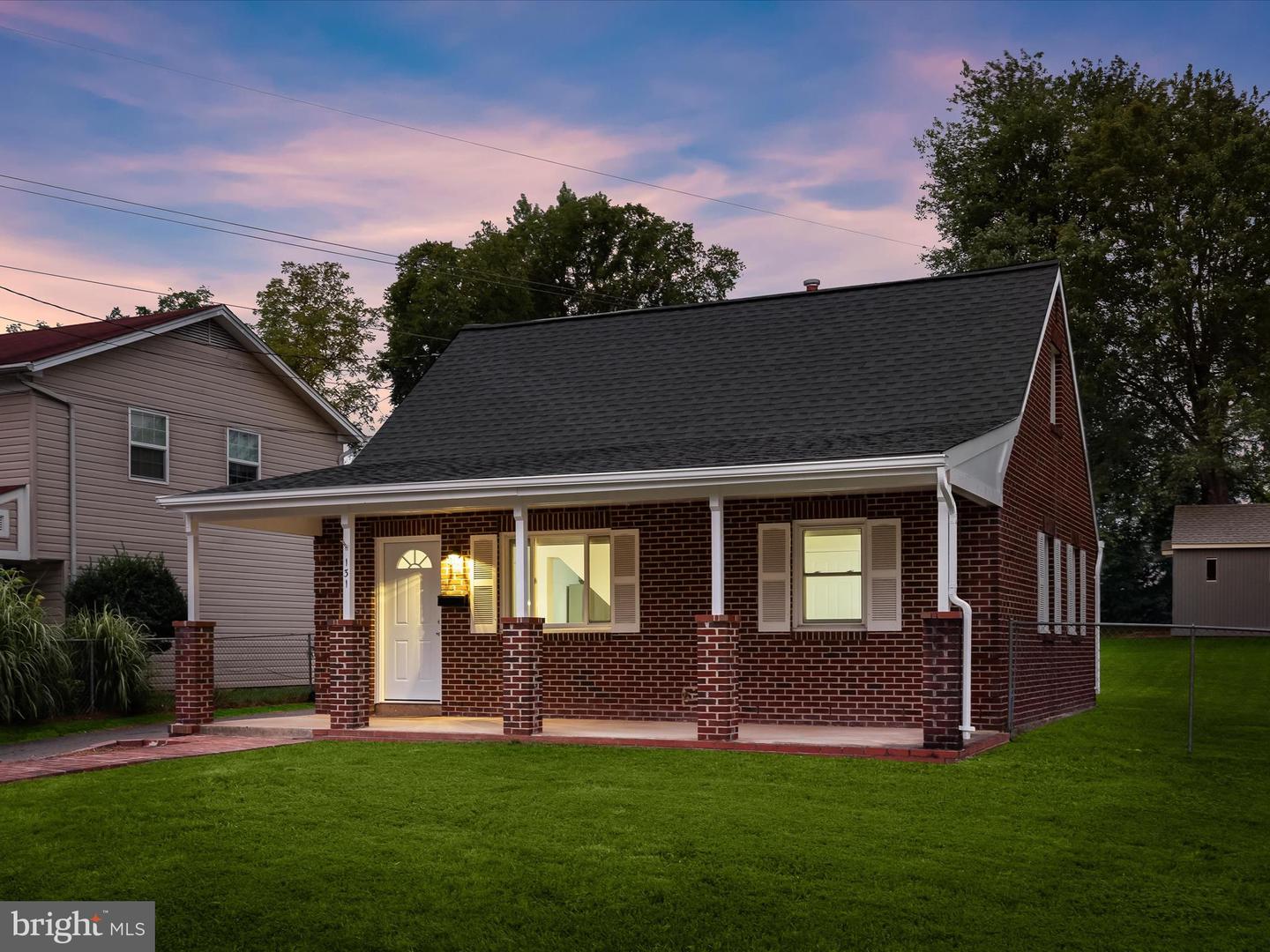 131 MARTIN DR, MANASSAS PARK, Virginia 20111, 3 Bedrooms Bedrooms, ,1 BathroomBathrooms,Residential,For sale,131 MARTIN DR,VAMP2003116 MLS # VAMP2003116