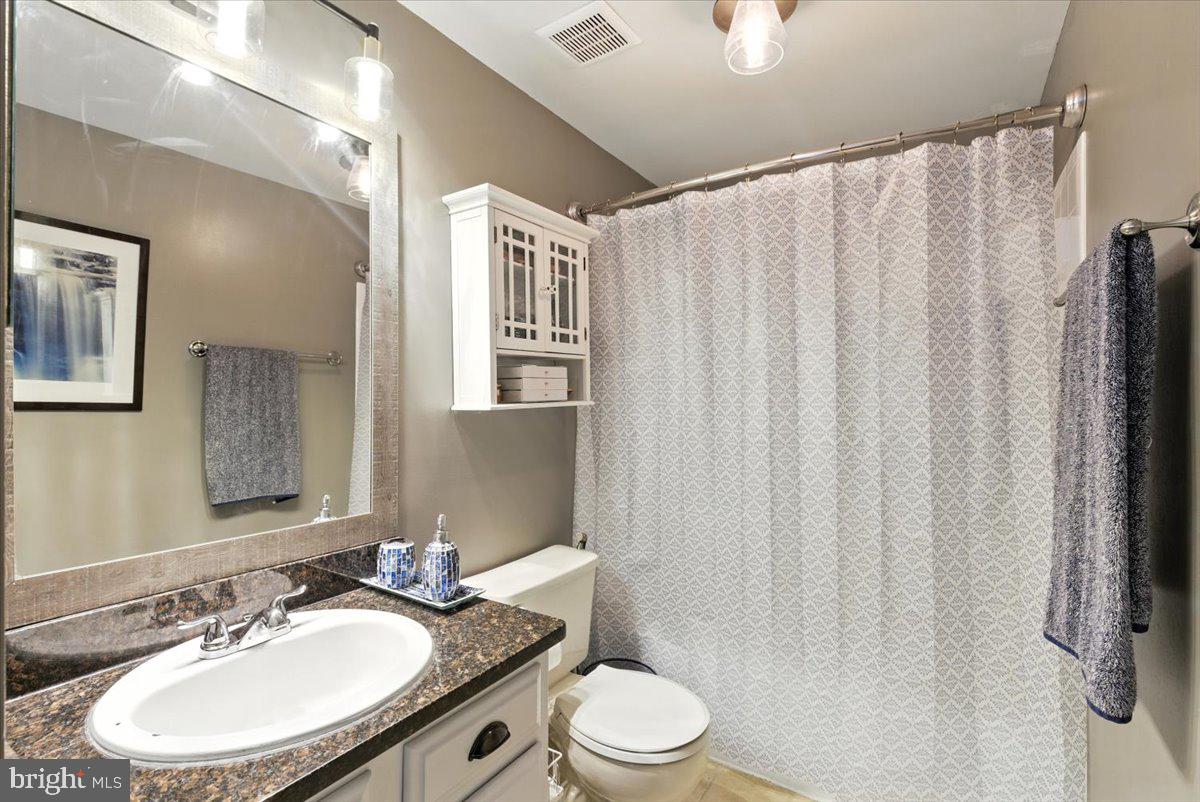 43953 MINTHILL TER, ASHBURN, Virginia 20147, 4 Bedrooms Bedrooms, ,2 BathroomsBathrooms,Residential,For sale,43953 MINTHILL TER,VALO2101588 MLS # VALO2101588