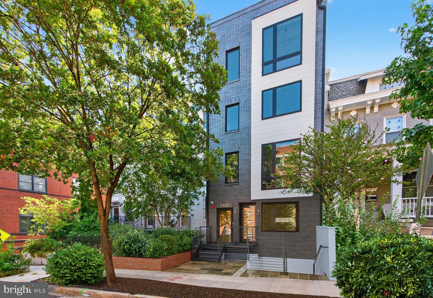 WASHINGTON, District Of Columbia 20009, 1 Bedroom Bedrooms, ,1 BathroomBathrooms,Residential,For sale,DCDC2211698 MLS # DCDC2211698