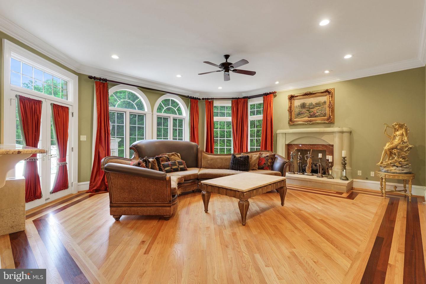 9941 LAWYERS RD, VIENNA, Virginia 22181, 6 Bedrooms Bedrooms, ,7 BathroomsBathrooms,Residential,For sale,9941 LAWYERS RD,VAFX2259158 MLS # VAFX2259158