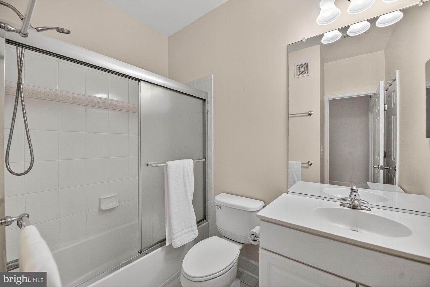 2348 BROOKMOOR LN, WOODBRIDGE, Virginia 22191, 3 Bedrooms Bedrooms, ,2 BathroomsBathrooms,Residential,For sale,2348 BROOKMOOR LN,VAPW2100700 MLS # VAPW2100700